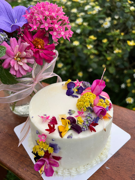 Mother's Day special, cake with flowers